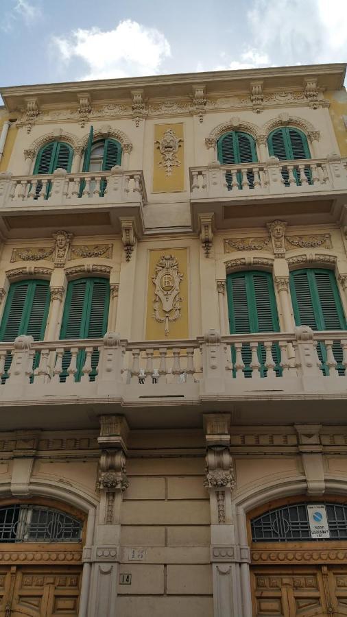 Palazzo Lagioia 2: Prestigioso Miniappartamento Triggiano Zewnętrze zdjęcie