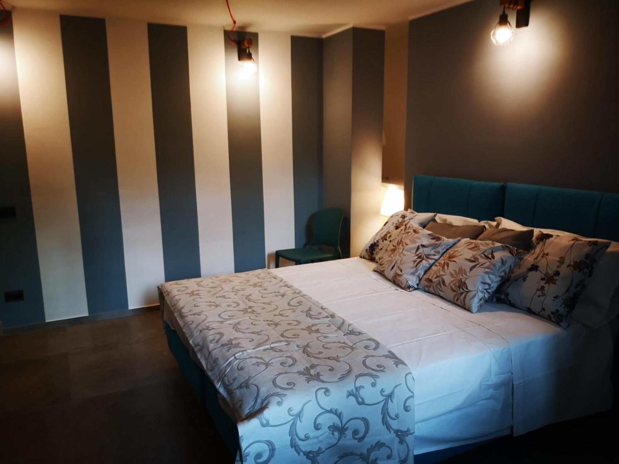 Palazzo Lagioia 2: Prestigioso Miniappartamento Triggiano Zewnętrze zdjęcie